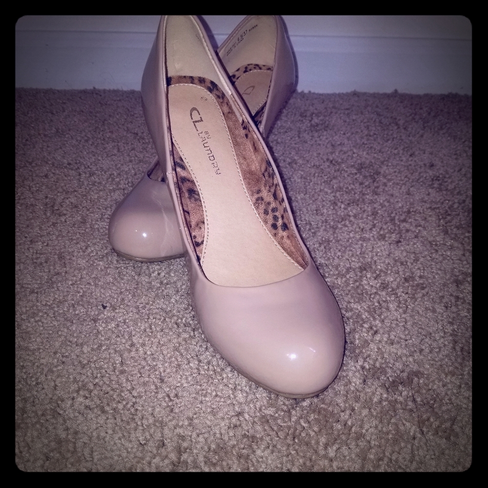Small tan heels